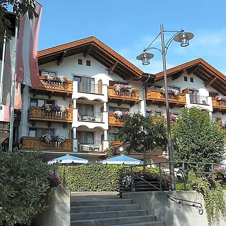 Feldwebel Hotel 4*