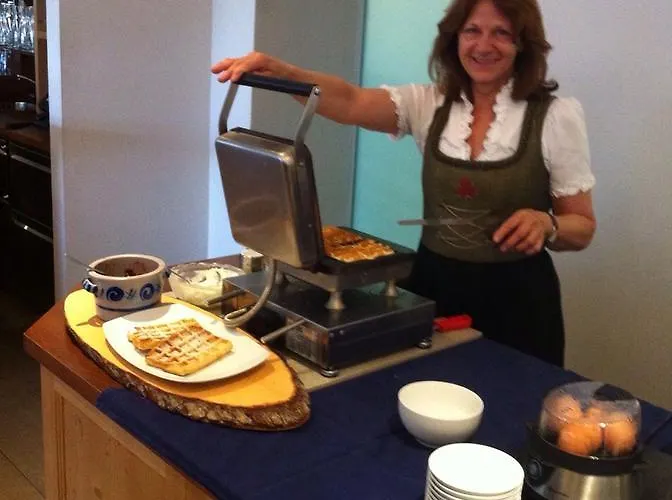 ホテル Feldwebel 4*